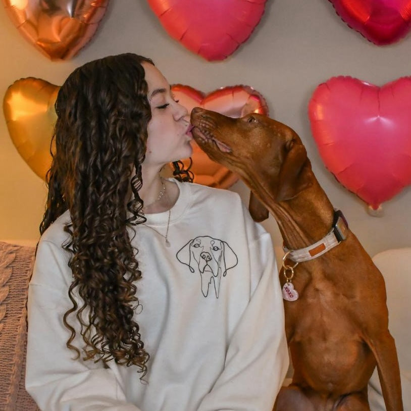 Custom Single-Line Pet Portrait Chest Sweatshirt